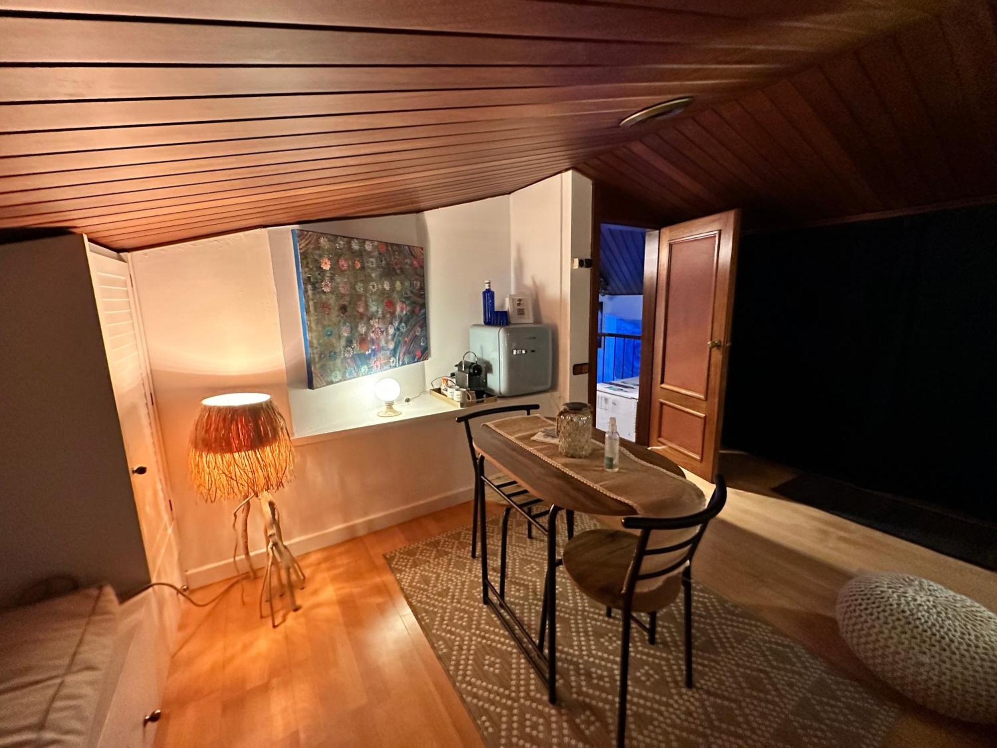 Solo Atico Guest Suites L' Escala エクステリア 写真